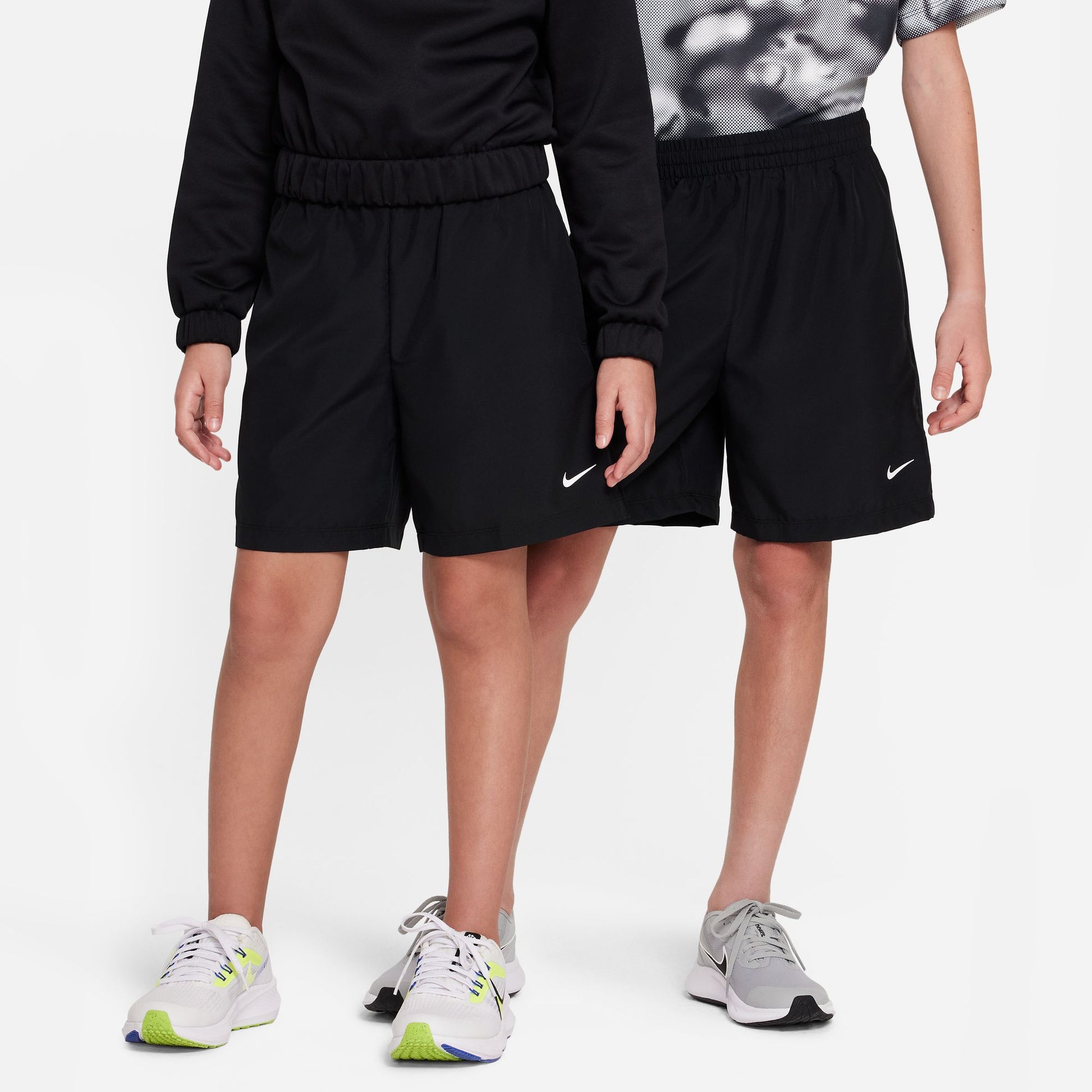 NIKE KIDS B NK DF MULTI WVN SHORT-DX5382-010