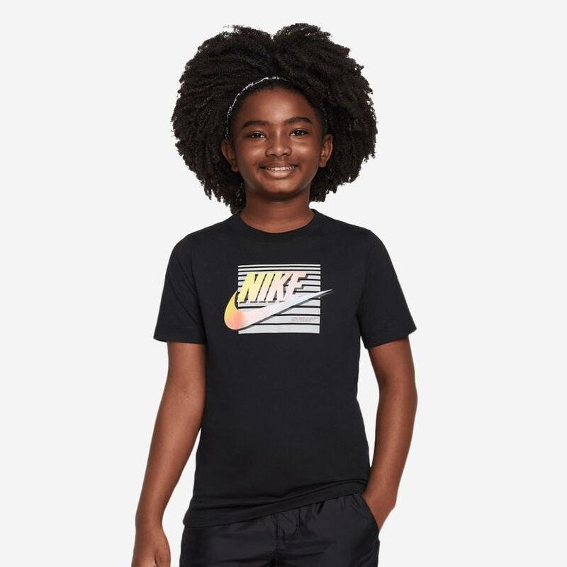 NIKE KIDS NSW TEE FUTURA RETRO-FN9552-010