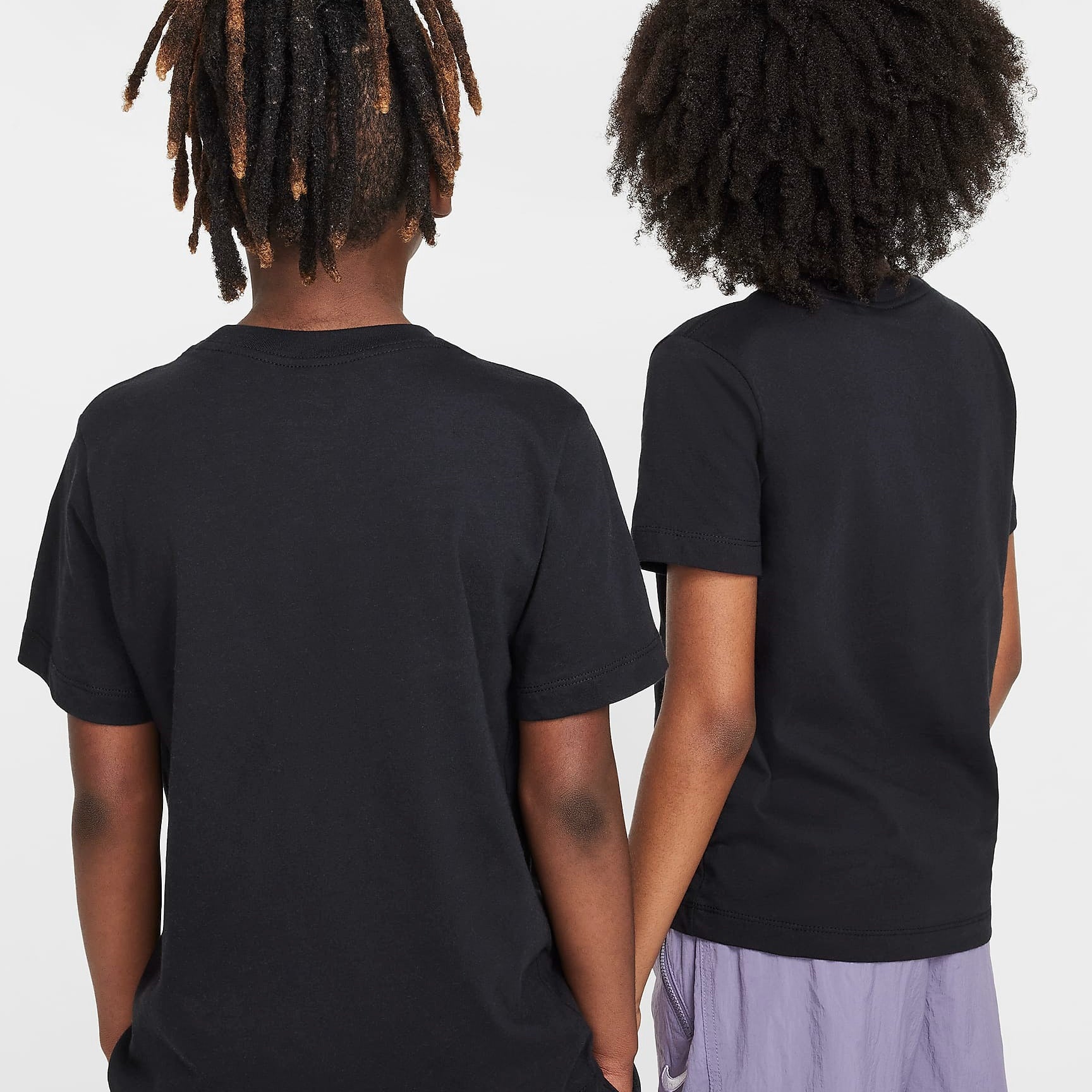NIKE KIDS NSW TEE EMB FUTURA LBR-FZ5177-010